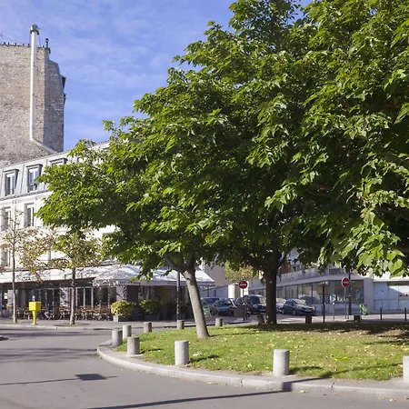Hôtel de la Place des Alpes-2
